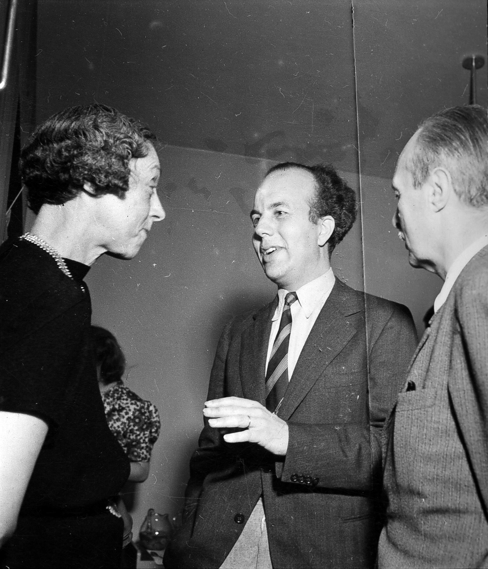 L-R, Dorothy Elmhirst, Kurt Jooss, Rudolf Laban, c1939. Photo Fritz Henle for Dartington Archive