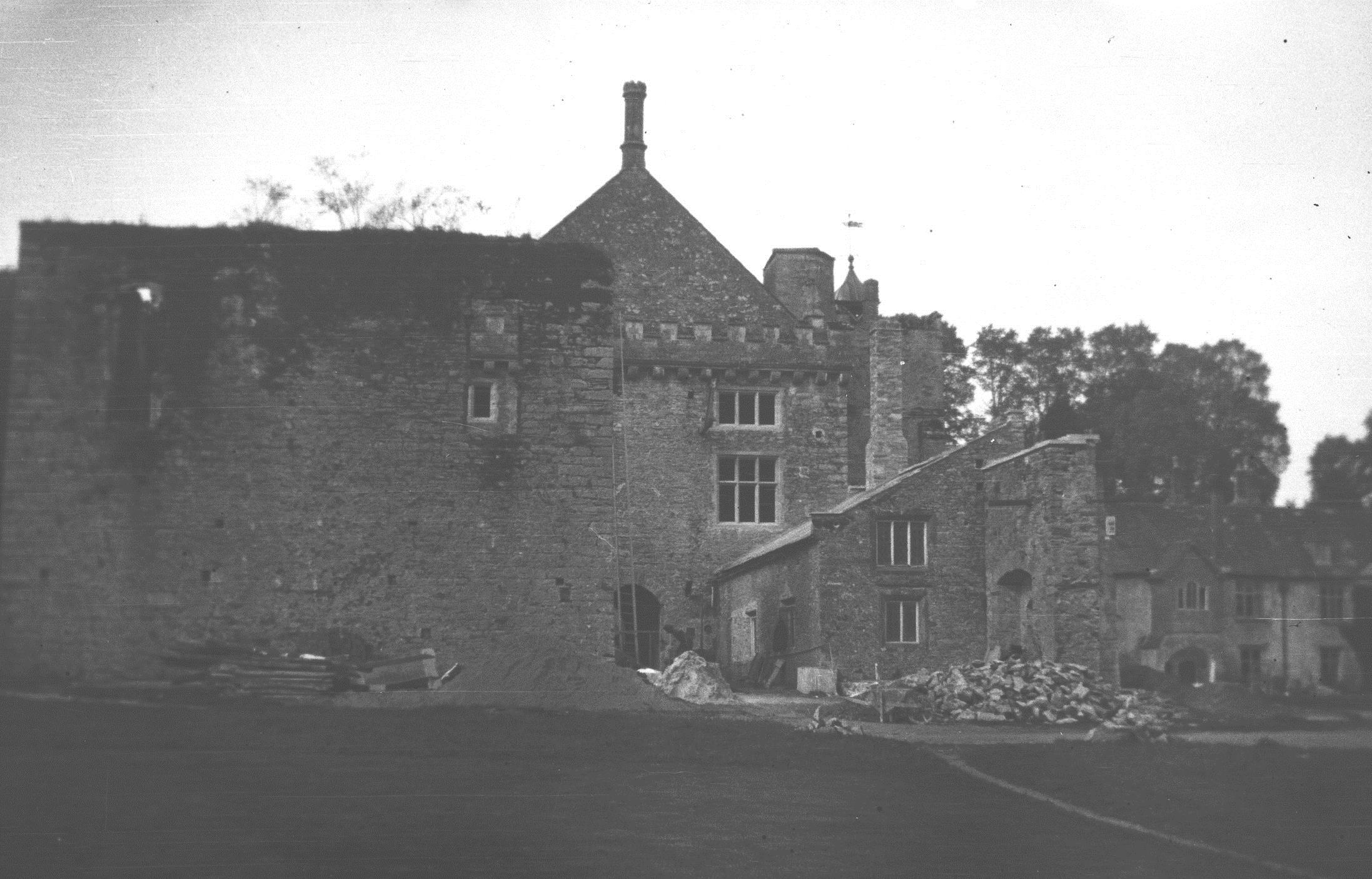 Reconstruction of the old kitchen and conversion of the Champernowne laundry (now the White Hart). Photo (c) Dartington Archive