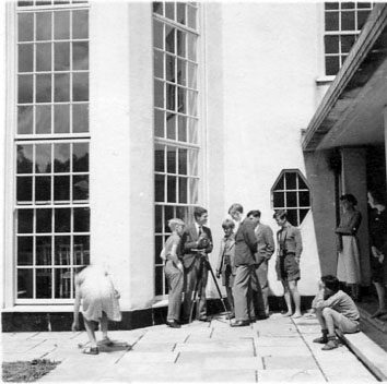 The Dartington Film Unit filming inside Foxhole courtyard, around 1939. (c) Andrew Hunter