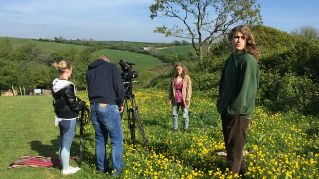 Selfless producer Meg and cinematographer Nick Hamer visit Kuki and Izzy's off-grid recording studio